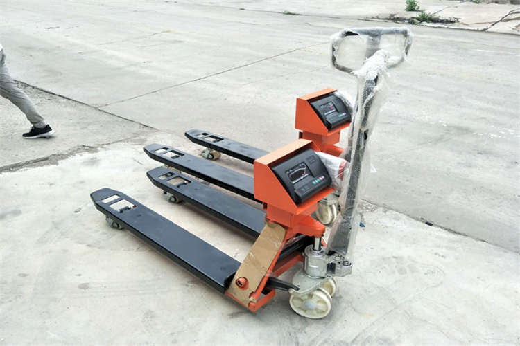 電子叉車(chē)秤各組成部件具體內容說(shuō)明
