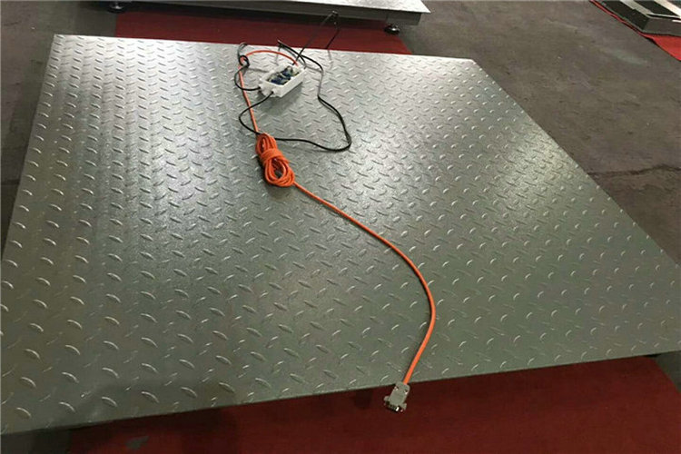 洞口縣畜牧電子秤1.2x2米2噸帶圍欄地磅稱(chēng)供應